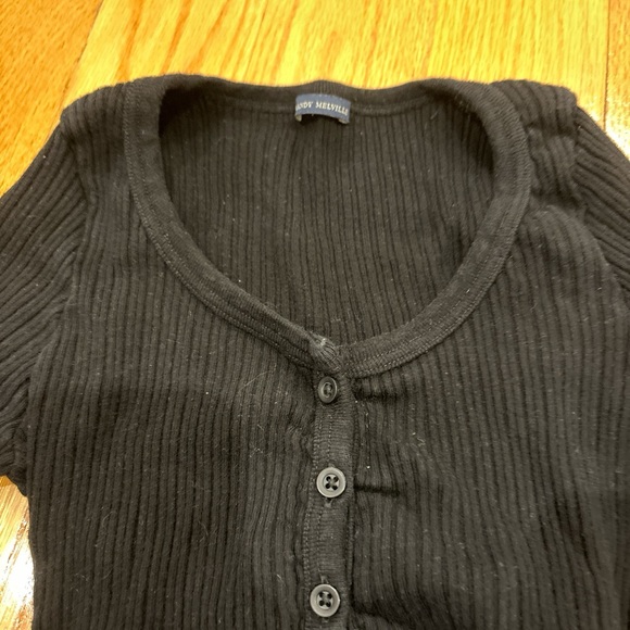 top - Picture 2 of 2